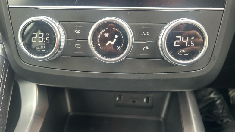 Renault Kadjar 1.3 TCE S Edition 5dr Petrol Hatchback